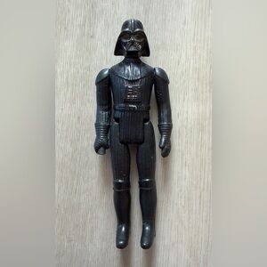 Vintage Kenner Star Wars Action Figure Loose Darth Vader 1977